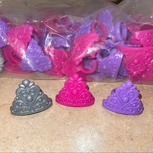 Bulk bag of princess crown rings cupcake holders